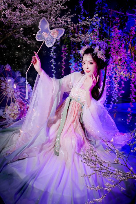 蝴蝶公主寫真/古風藝術照/攝影寫真藝術照/台中藝術照/女攝影師/客製化拍攝/個人寫真/六路攝影棚