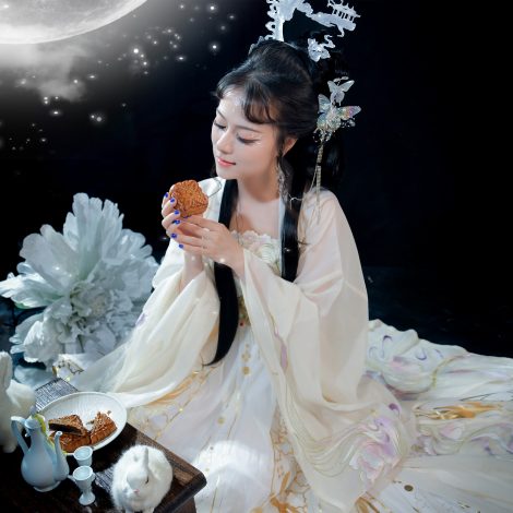 嫦娥仙子寫真/古風漢服寫真/藝術照/攝影寫真藝術照/台中藝術照/女攝影師/客製化拍攝/個人寫真/古風外拍寫真/古風攝影棚