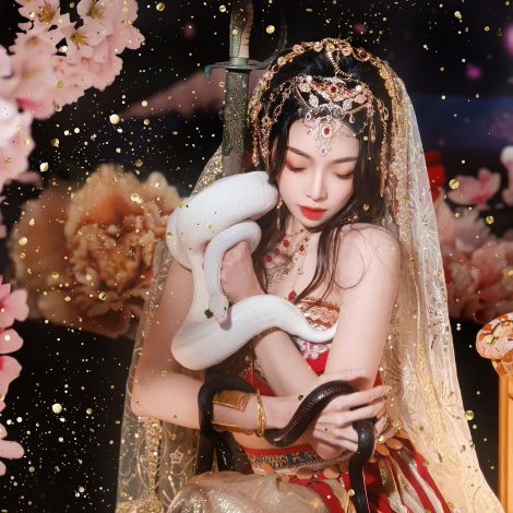 西域公主古風藝術照/蛇主題攝影寫真藝術照/台中藝術照/女攝影師/客製化拍攝/個人寫真/六路攝影棚