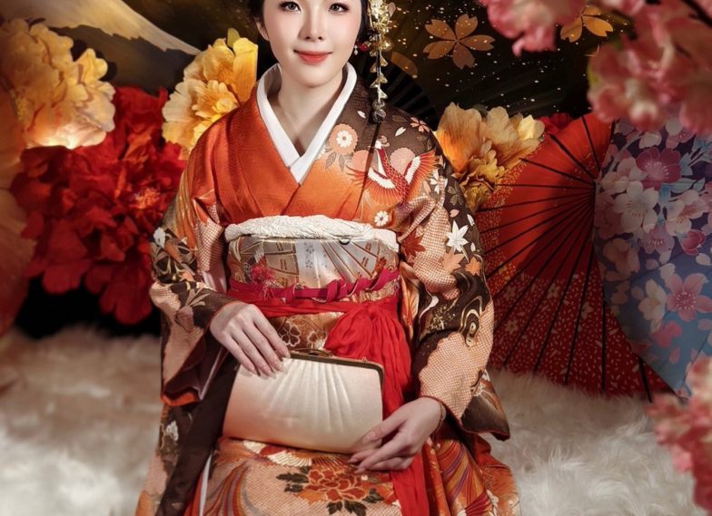 台中和服寫真/涵鏡苑-專業花魁漢服古風寫真館/小紅書寫真/台中藝術照/攝影寫真藝術照/女攝影師/客製化拍攝/個人寫真/攝影寫真藝術照/台中藝術照/女攝影師/客製化拍攝